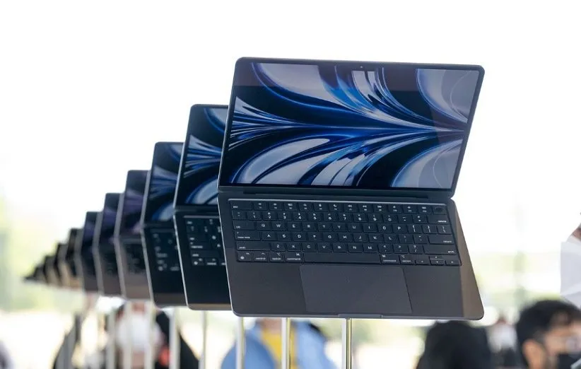 مکبوک 15 اینچی