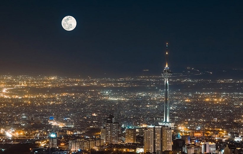 تهران در شب