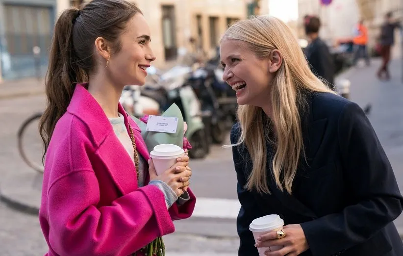 کامیل رزات و لی‌لی کالینز