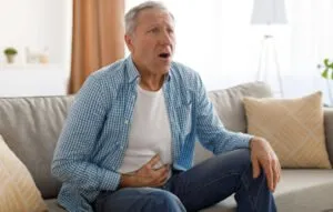 7 دلیل یبوست در دوران سالمندی و راههای مقابله با آن