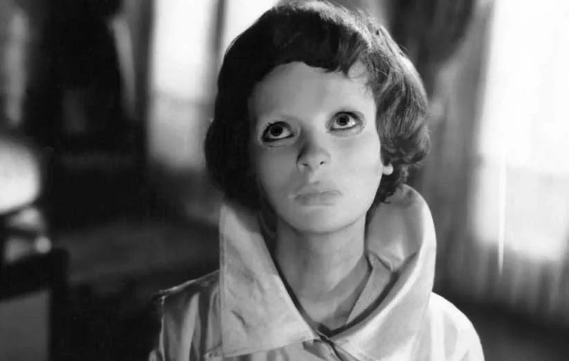 فیلم چشمان بدون چهره