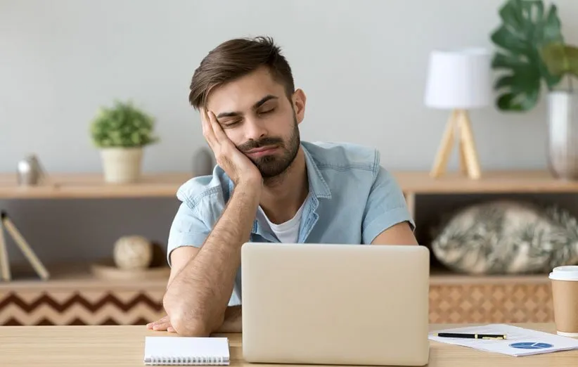 خواب‌آلودگی روزانه