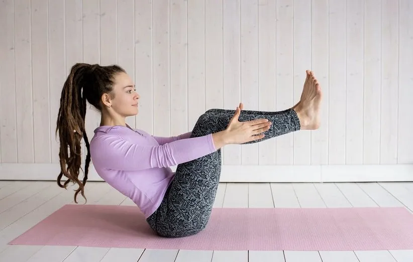 12 حرکت عالی یوگا برای درمان گردن‌درد که باید امتحان کنید