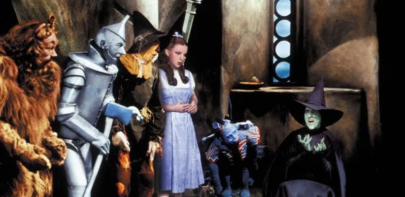 فیلم جادوگر شهر آز