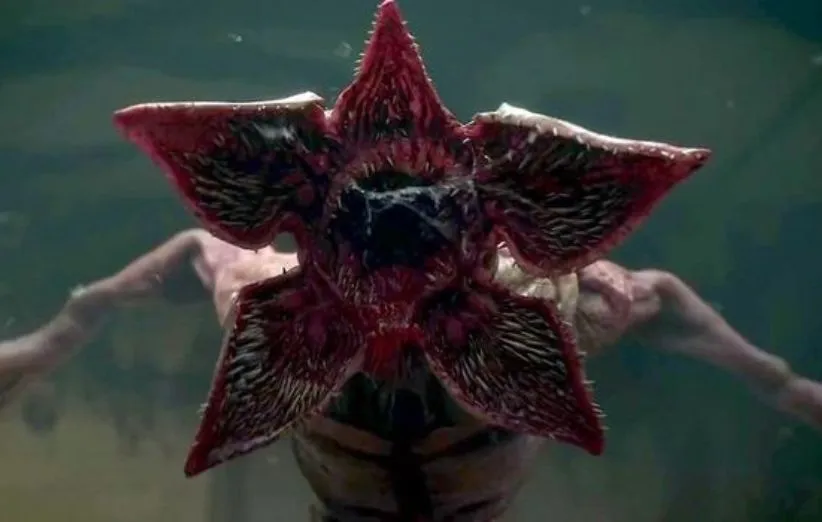 هیولاهای بعد وارونه