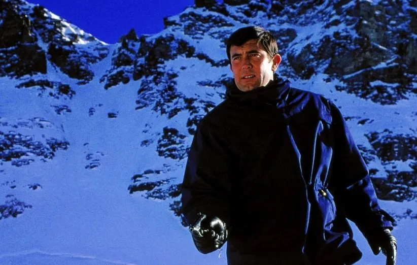 در خدمت سرویس مخفی ملکه