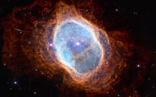 جیمز وب تصویر زمینه