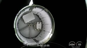 نزدیک شدن فضاپیمای باری CRS-25 دراگون اسپیس‌ایکس به ایستگاه فضایی بین‌المللی