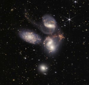 کهکشان‌های پنج قلوی استفان