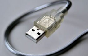 کابل USB