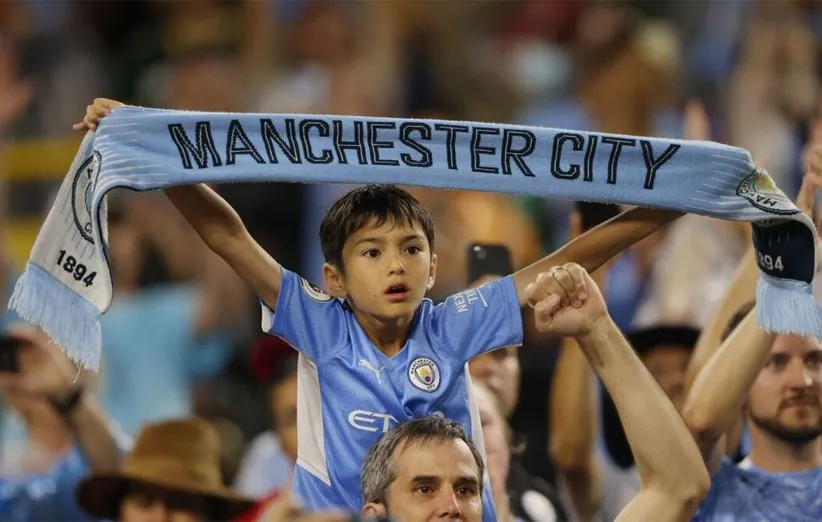 منچسترسیتی شال هوشمند