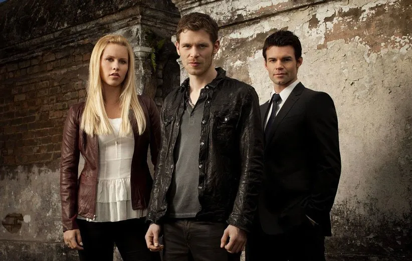 از راست به ترتیب، دنیل گیلیس، جوزف مورگان و کلر هولت بازیگران سریال «اصیل ها»