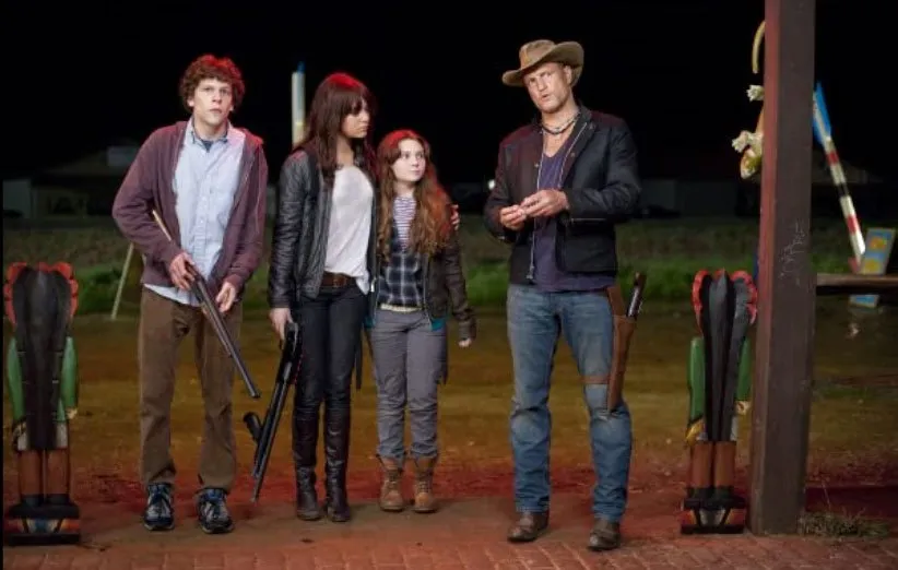 از راست، وودی هارلسون، ابیگیل برسلین، اما استون و جسی آیزنبرگ بازیگران اصلی زامبی‎‌لند