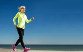 چرا پس از ورزش باید ریکاوری فعال داشته باشید؟ (فواید و بهترین تمرین‌ها)