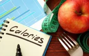 برای کاهش وزن چگونه باید کالری مورد نیاز بدن را حساب کنید؟
