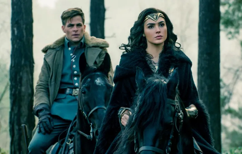 گل گدوت در نقش واندروومن و کریس پاین در نقش استیو ترور نقشهای اصلی فیلم واندروومن را بازی میکنند