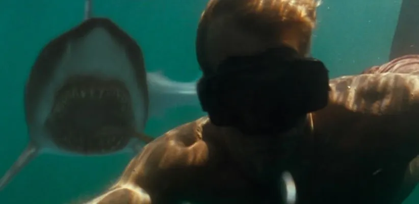 فیلم دریای آبی عمیق