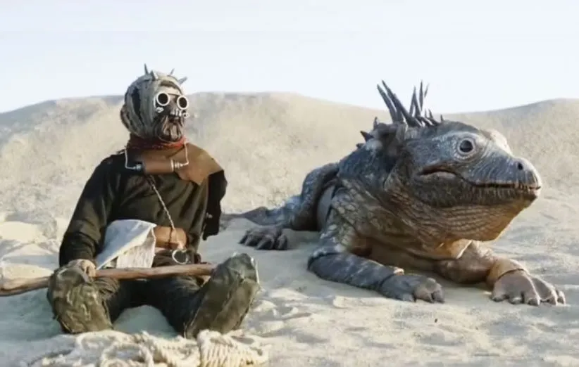 یک مهاجم توسکانی و حیوان دست آموزش در سریال کتاب بوبا فت