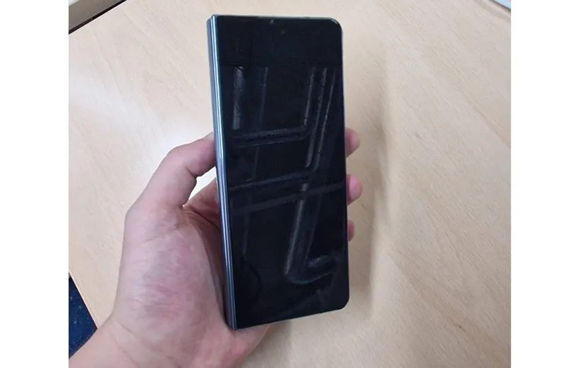 زد فولد 4 و زد فلیپ 4