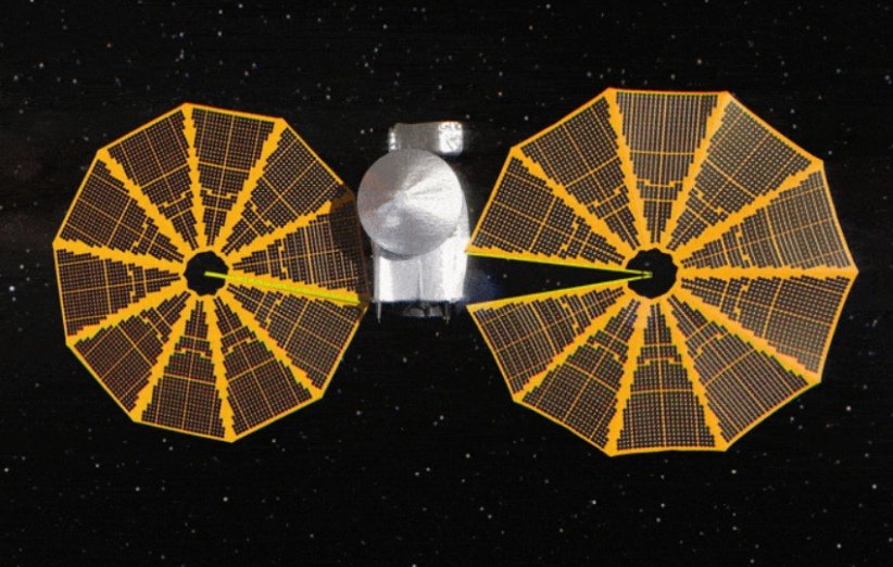 وضعیت آرایه‌های خورشیدی فضاپیمای لوسی پس از اجرای فرمان استقرار