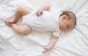 سندرم مرگ ناگهانی نوزاد در خواب