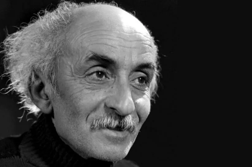 علی اسفندیاری شاعر نو