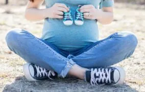 ترس از بارداری و زایمان