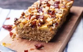 طرز تهیه کیک سیب و کرنبری