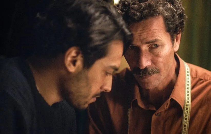 فیلم خفتان آبی