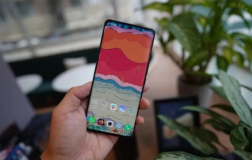 بیشینه روشنایی نمایشگر گوشی