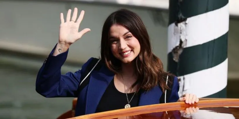 آنا د آرماس با فیلم «بلوند» در جشنواره فیلم ونیز