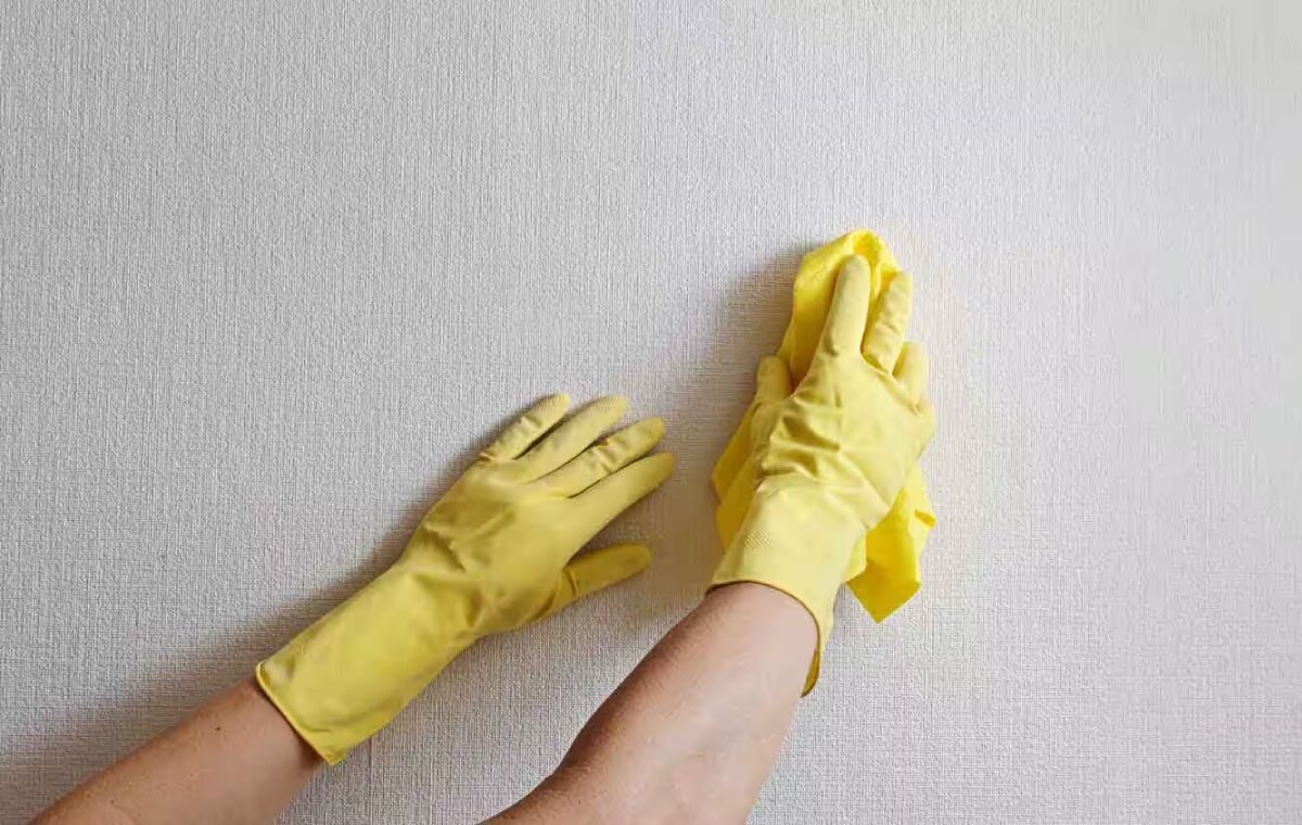 6 گام ساده‌ برای تمیز کردن دیوارهای سفید