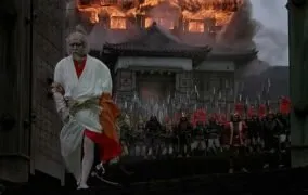 نویسنده کارگردان