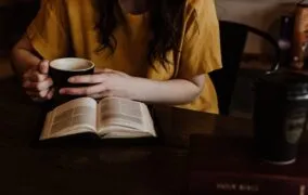 دختر خجالتی