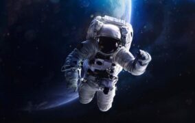 طرحی گرافیکی از یک فضانورد در اعماق فضا