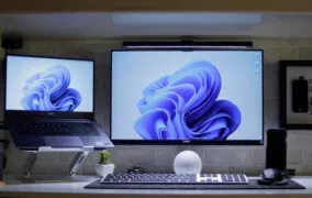 لپ‌تاپ مانیتور