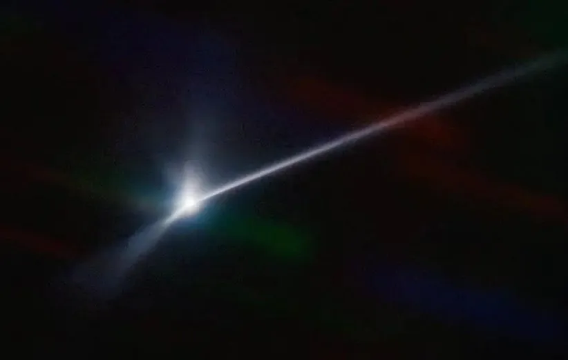 دنباله‌ی عظیم گرد و غبار پخش شده در اثر برخورد فضاپیمای دارت به سیارک دیمورفوس