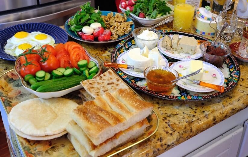 میز صبحانه ایرانی
