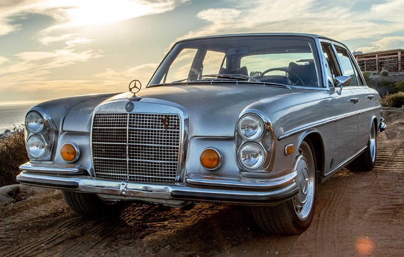 مرسدس بنز 300 SEL