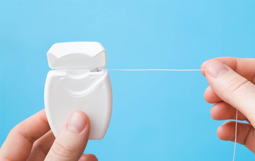 استفاده از نخ دندان برای بهداشت دهان و دندان