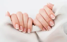 هرآنچه که درباره کاشت ناخن باید بدانید