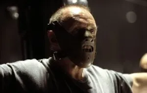 10 نقش‌آفرینی به‌یادماندنی در فیلم‌های ترسناک