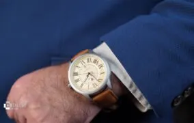 بررسی ساعت مچی عقربه ای مردانه نیوی فورس