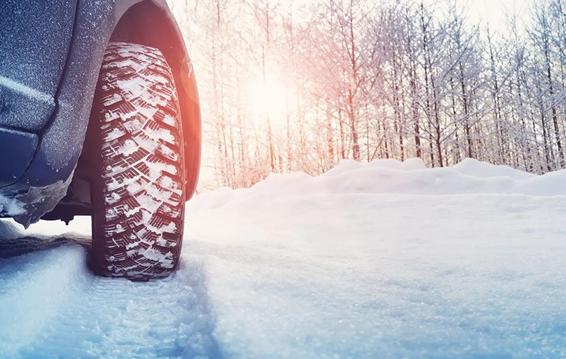 وسایل ضروری داخل خودرو برای سفر زمستانی