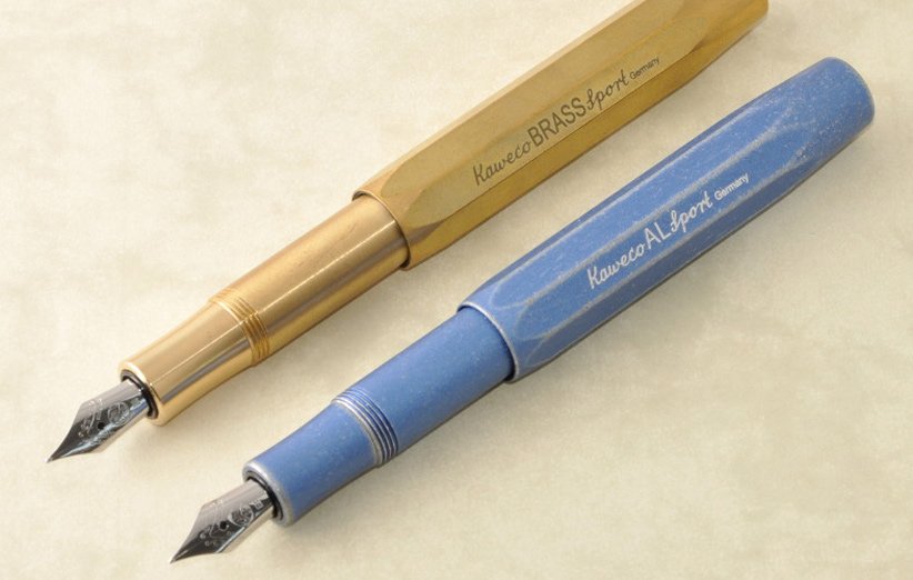 خودنویس پیچیده‌ترین ساختار را در میان سه قلم معرفی شده دارد