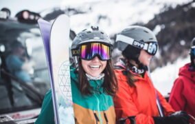 راهنمای خرید انواع عینک اسکی و کوهنوری به همراه پرفروش‌ترین مدل‌ها