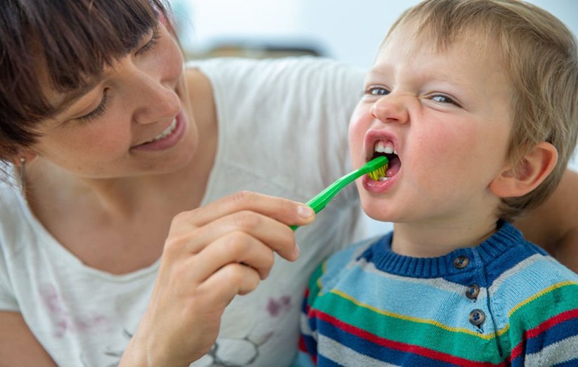 مراقبت از دندان‌های کودک