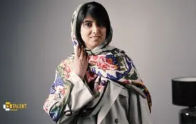 بررسی شال زنانه سدروس طرح گل و مرغ