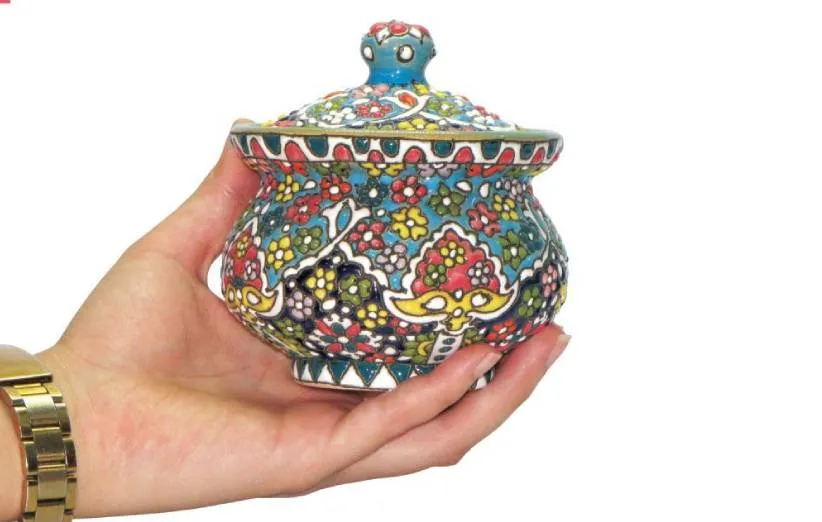 میناکاری روی سفال