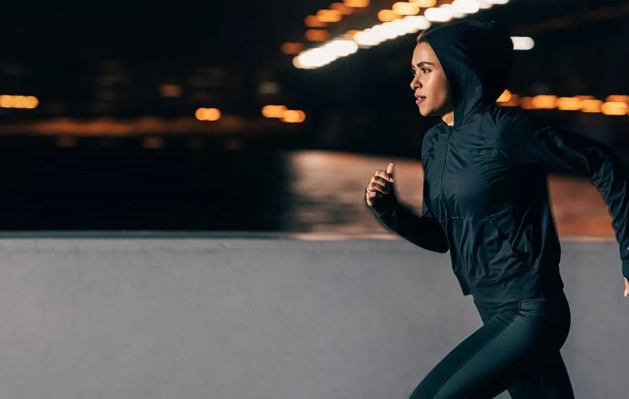 چه ساعتی از روز بهترین زمان ورزش در ماه رمضان است؟